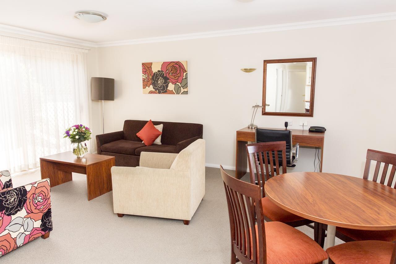 בתהרסט Charlotte Apartments מראה חיצוני תמונה
