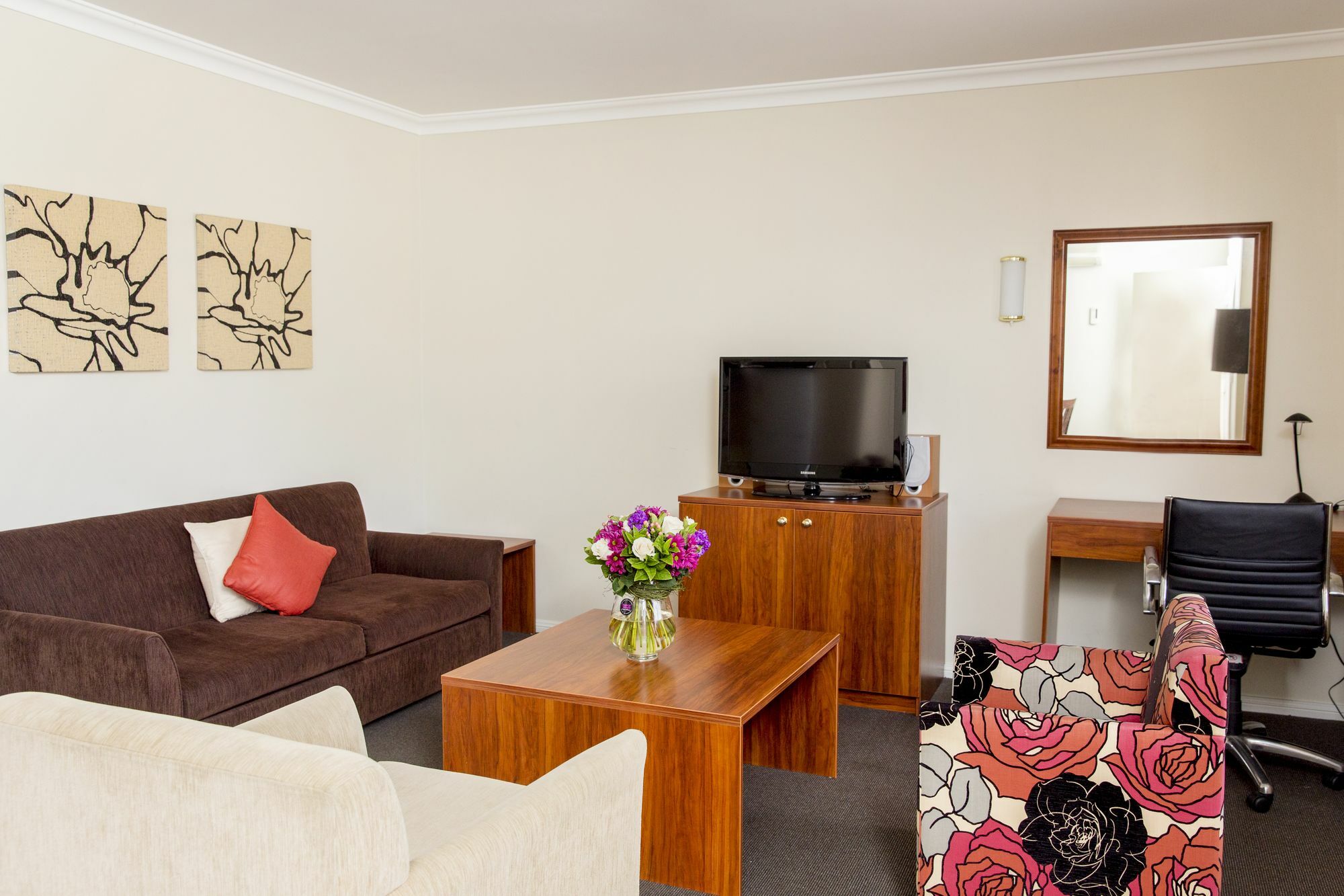 בתהרסט Charlotte Apartments מראה חיצוני תמונה