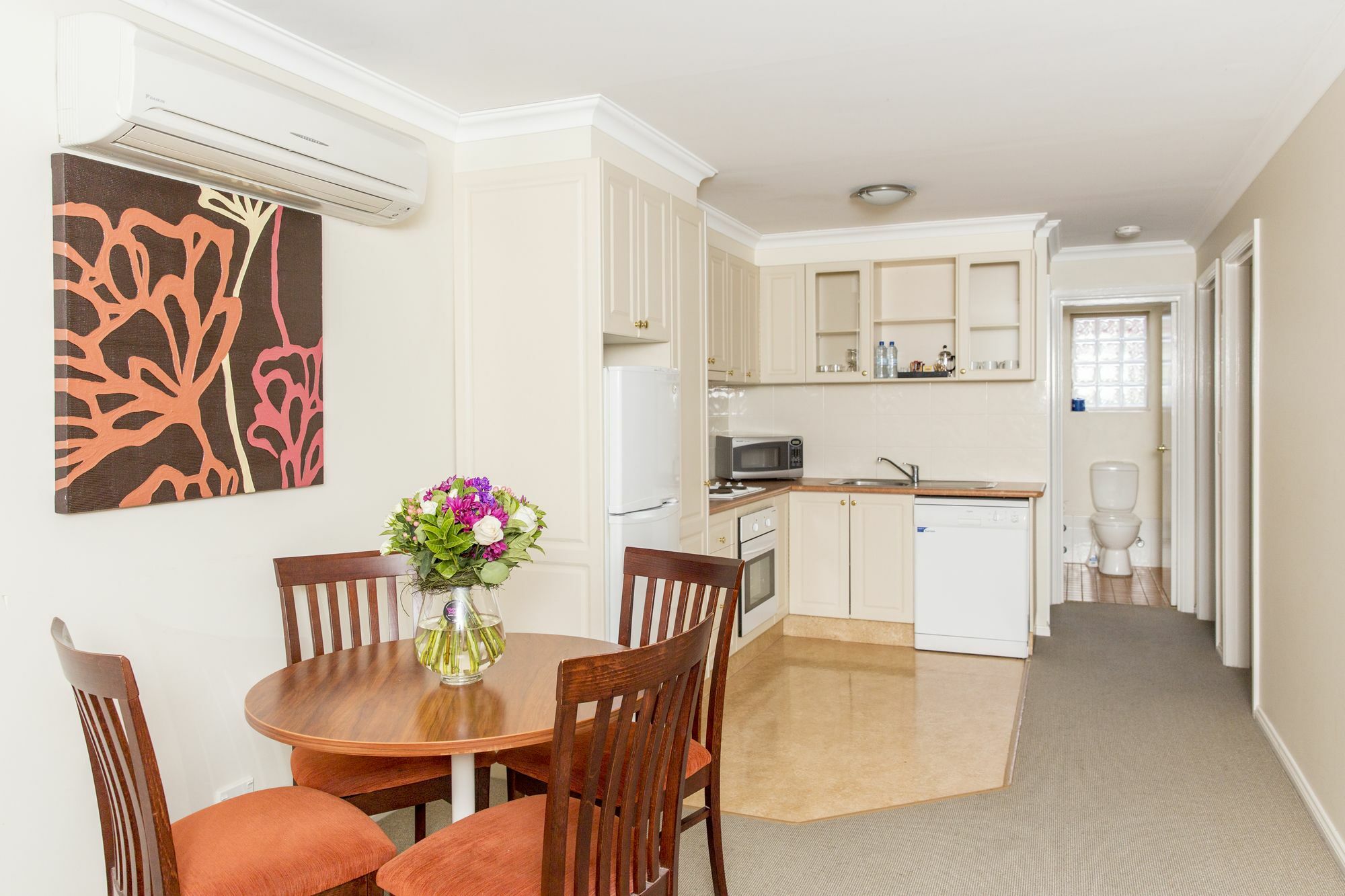 בתהרסט Charlotte Apartments מראה חיצוני תמונה