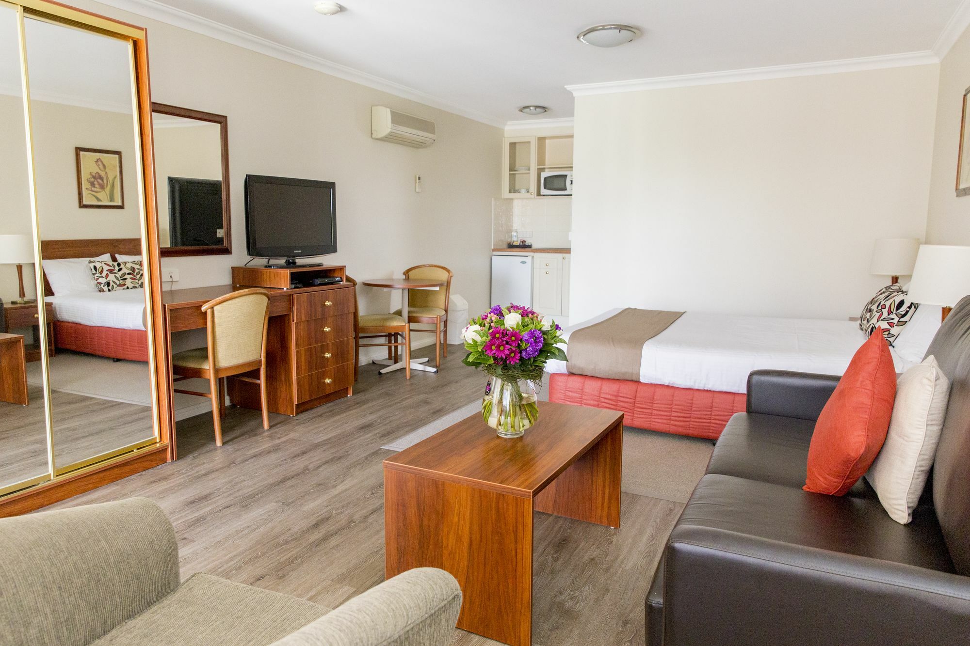 בתהרסט Charlotte Apartments מראה חיצוני תמונה
