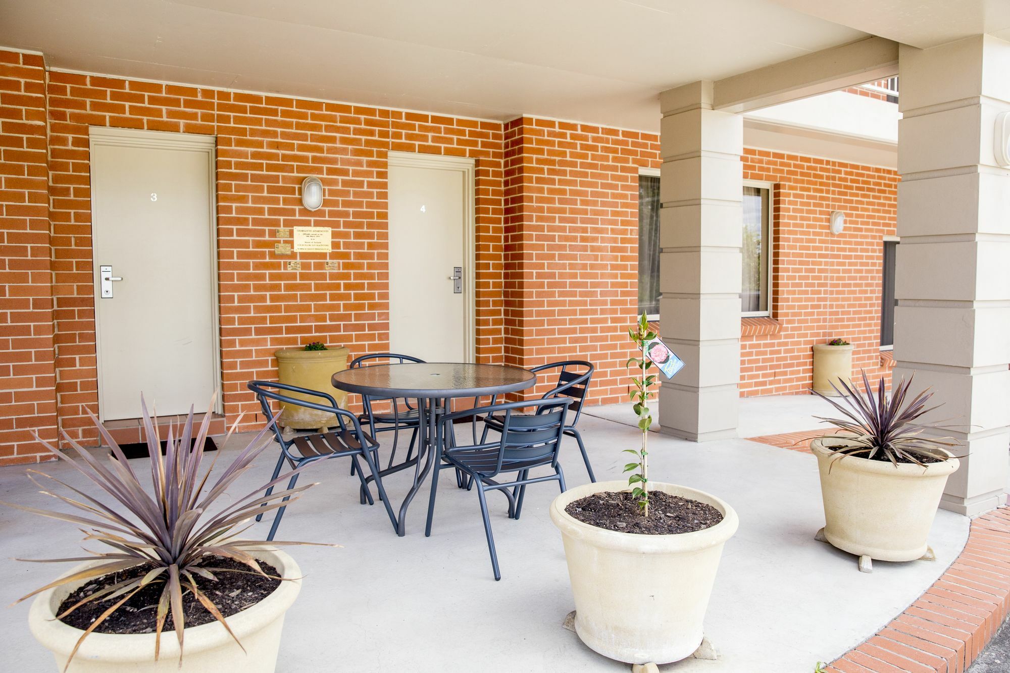 בתהרסט Charlotte Apartments מראה חיצוני תמונה